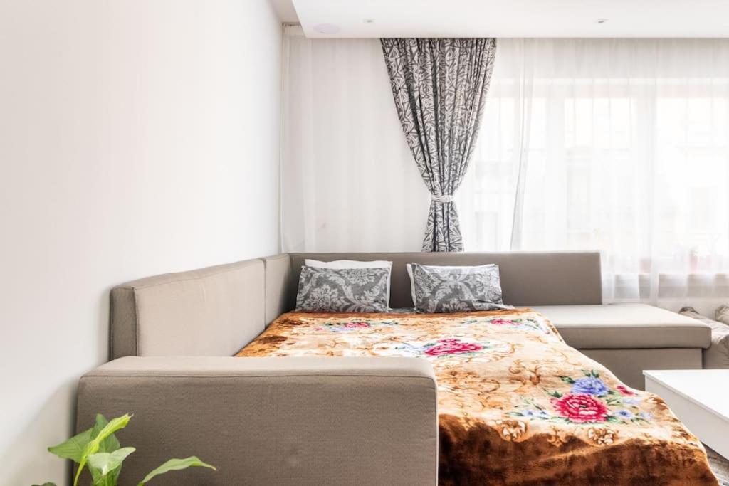 European Heart 2-Bedroom Flat. Bruxelles Eksteriør billede