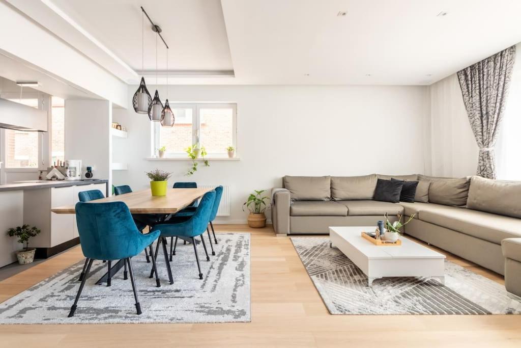 European Heart 2-Bedroom Flat. Bruxelles Eksteriør billede